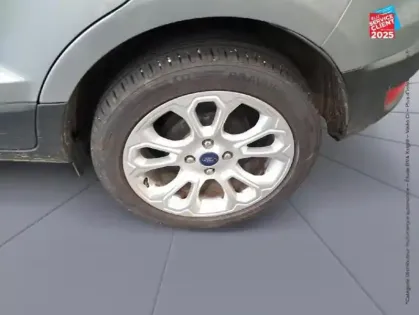Photo 9 Ford Ecosport  1.0 EcoBoost 125ch Titanium Camera