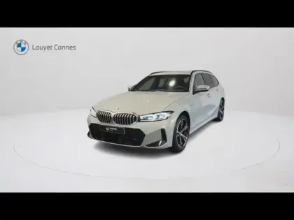 Photo 30 BMW Serie 3 Série 3 Touring 330eA xDrive 292ch M Sport