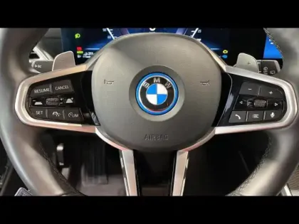 Photo 44 BMW Serie 3 Série 3 Touring 330eA xDrive 292ch M Sport