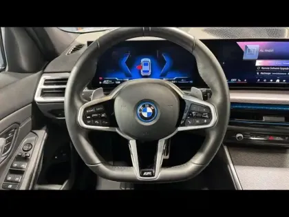 Photo 41 BMW Serie 3 Série 3 Touring 330eA xDrive 292ch M Sport