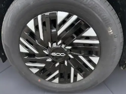 Photo 24 Fiat 600  1.2 Hybrid 136ch Pack Confort DCT6