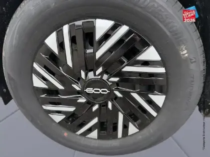 Photo 9 Fiat 600  1.2 Hybrid 136ch Pack Confort DCT6