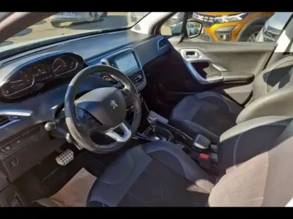 Photo 14 Peugeot 2008  1.5 BlueHDi 120ch E6.c Crossway S&S EAT6