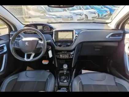 Photo 10 Peugeot 2008  1.5 BlueHDi 120ch E6.c Crossway S&S EAT6