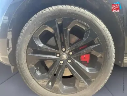 Photo 9 Jaguar F-Pace  P400e Plug-in-Hybrid R-Dynamic SE BVA8 AWD