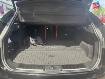 Photo 13 Jaguar F-Pace  P400e Plug-in-Hybrid R-Dynamic SE BVA8 AWD