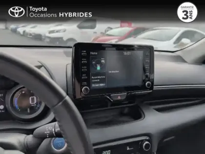 Photo 14 Toyota Yaris  116h Design 5p MY22