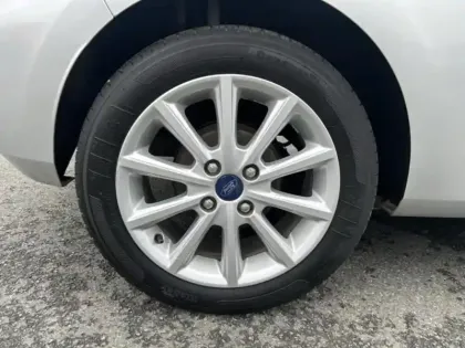 Photo 5 Ford Fiesta  1.0 EcoBoost 100ch Stop&Start Titanium 3p