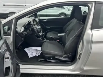 Photo 8 Ford Fiesta  1.0 EcoBoost 100ch Stop&Start Titanium 3p