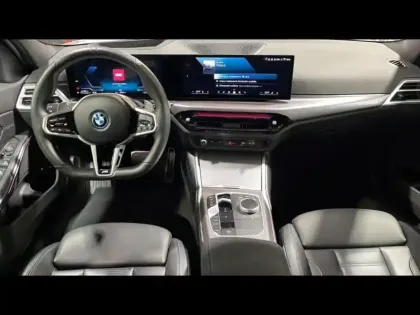 Photo 41 BMW Serie 3 Série 3 330eA 292ch M Sport