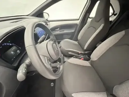 Photo 13 Toyota Aygo 1.0 VVT-i 72 Dynamic