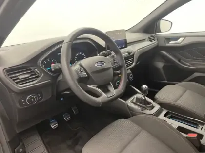 Photo 16 Ford Focus 1.0 Flexifuel E85 Hybrid 125 ch St-Line