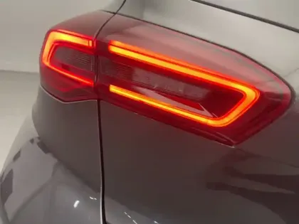 Photo 23 Ford Focus 1.0 Flexifuel E85 Hybrid 125 ch St-Line