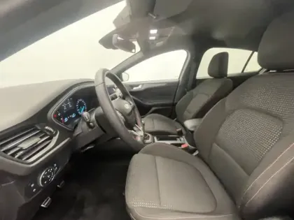 Photo 17 Ford Focus 1.0 Flexifuel E85 Hybrid 125 ch St-Line