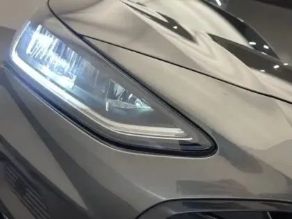 Photo 19 Ford Focus 1.0 Flexifuel E85 Hybrid 125 ch St-Line