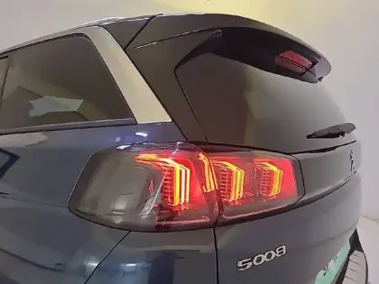 Photo 16 Peugeot 5008  BlueHDi 130ch S&S EAT8