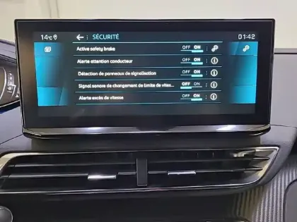 Photo 23 Peugeot 5008  BlueHDi 130ch S&S EAT8