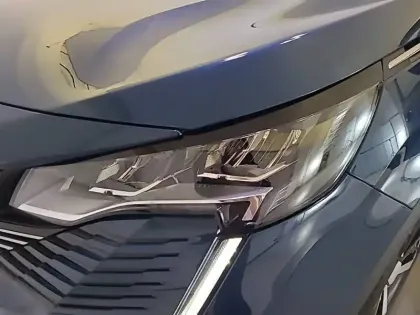 Photo 15 Peugeot 5008  BlueHDi 130ch S&S EAT8