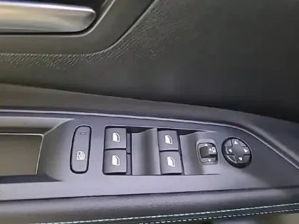 Photo 32 Peugeot 5008  BlueHDi 130ch S&S EAT8