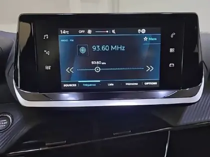 Photo 18 Peugeot 208  BlueHDi 100 S&S BVM6