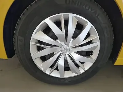 Photo 12 Peugeot 208  BlueHDi 100 S&S BVM6