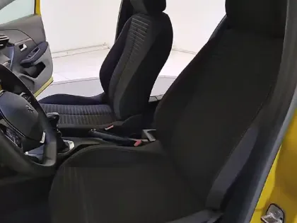 Photo 10 Peugeot 208  BlueHDi 100 S&S BVM6