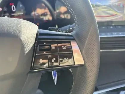 Photo 14 Opel Astra  1.2 Turbo Hybride 145 ch e-DCT6