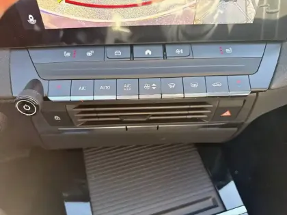 Photo 19 Opel Astra  1.2 Turbo Hybride 145 ch e-DCT6