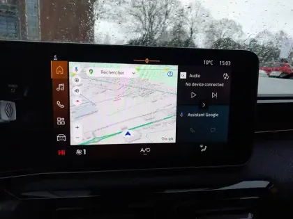 Photo 16 Renault 4 Renault  E-Tech Electrique 150 ch autonomie confort