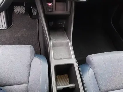 Photo 13 Renault 4 Renault  E-Tech Electrique 150 ch autonomie confort