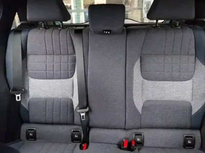 Photo 25 Renault 4 Renault  E-Tech Electrique 150 ch autonomie confort