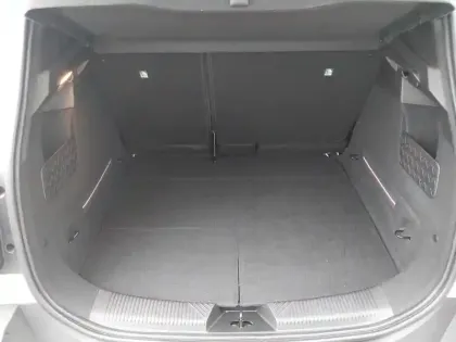 Photo 19 Renault 4 Renault  E-Tech Electrique 150 ch autonomie confort