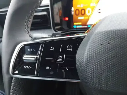 Photo 24 Renault 4 Renault  E-Tech Electrique 150 ch autonomie confort