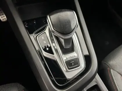 Photo 21 Renault Arkana  E-Tech hybride 145