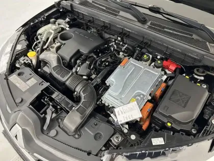 Photo 30 Renault Arkana  E-Tech hybride 145