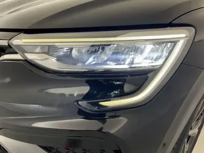 Photo 29 Renault Arkana  E-Tech hybride 145