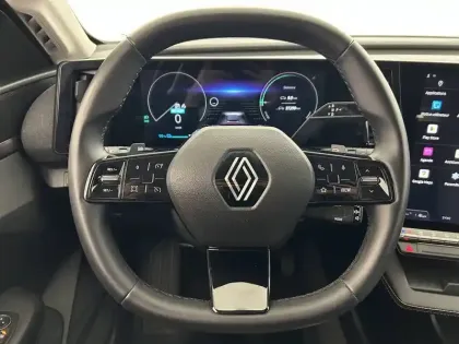 Photo 28 Renault Megane  E-Tech ER EV60 130ch optimum charge