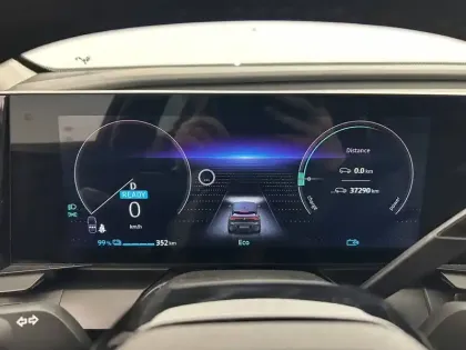 Photo 30 Renault Megane  E-Tech ER EV60 130ch optimum charge