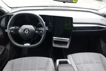 Photo 13 Renault Megane  E-Tech ER EV60 130ch optimum charge