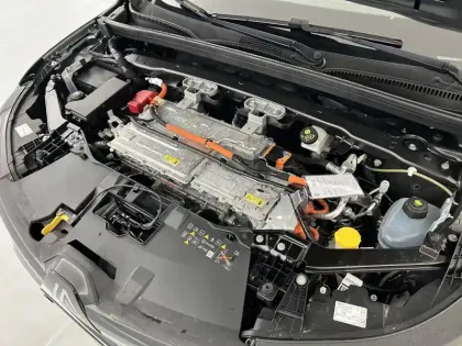 Photo 35 Renault Megane  E-Tech ER EV60 130ch optimum charge