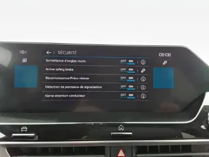 Photo 32 Citroën C4  PureTech 130 S&S EAT8