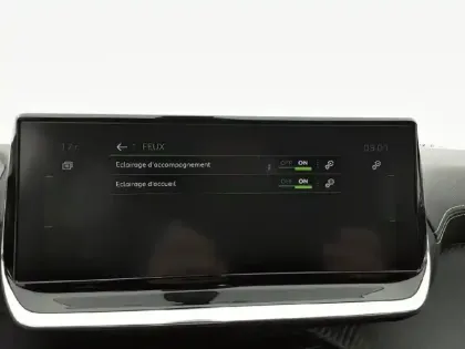 Photo 48 Peugeot 208  PureTech 100 S&S BVM6