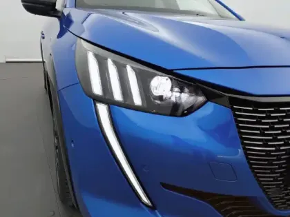 Photo 68 Peugeot 208  PureTech 100 S&S BVM6