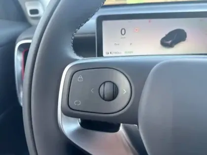 Photo 17 Leapmotor B10  BEV 67.1 kWh - 160 kW