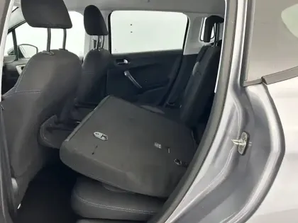 Photo 33 Peugeot 2008  BlueHDi 100ch BVM6