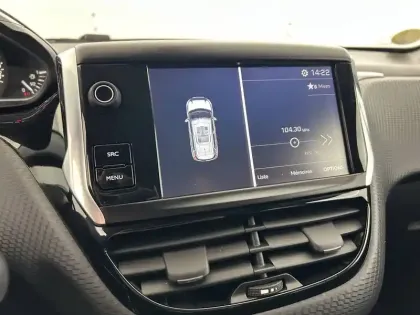 Photo 28 Peugeot 2008  BlueHDi 100ch BVM6