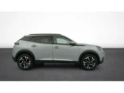 Photo 9 Peugeot 2008  PureTech 130 S&S EAT8