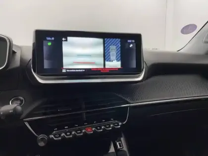 Photo 29 Peugeot 2008  PureTech 130 S&S EAT8