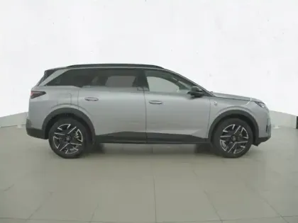 Photo 23 Peugeot 5008  Hybrid 145 e-DCS6