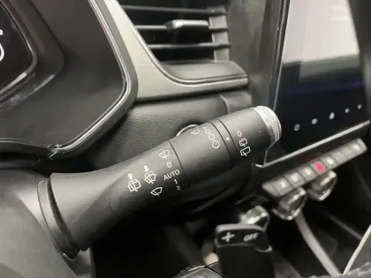 Photo 26 Renault Captur  TCe 130 EDC FAP